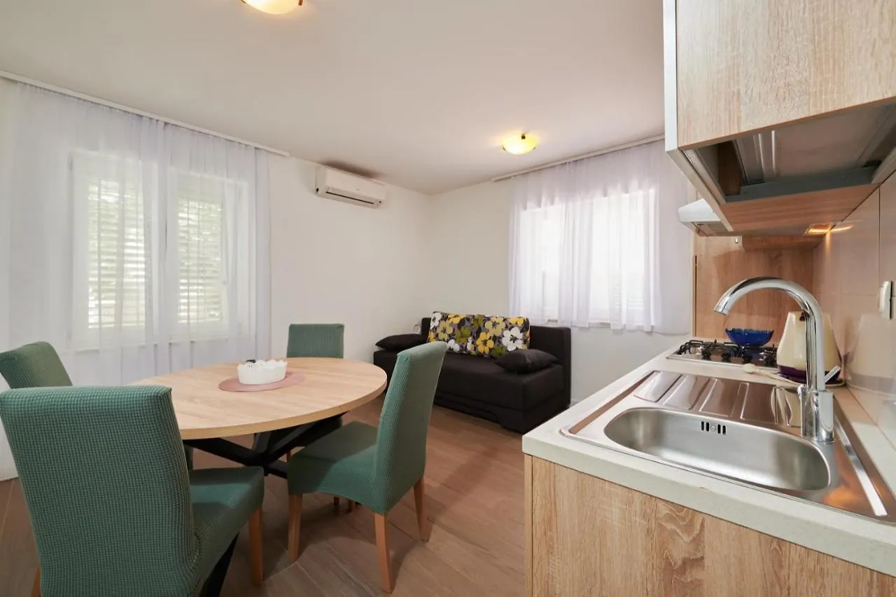 Apartmants Biocic Trogir 0*,  Kroatien