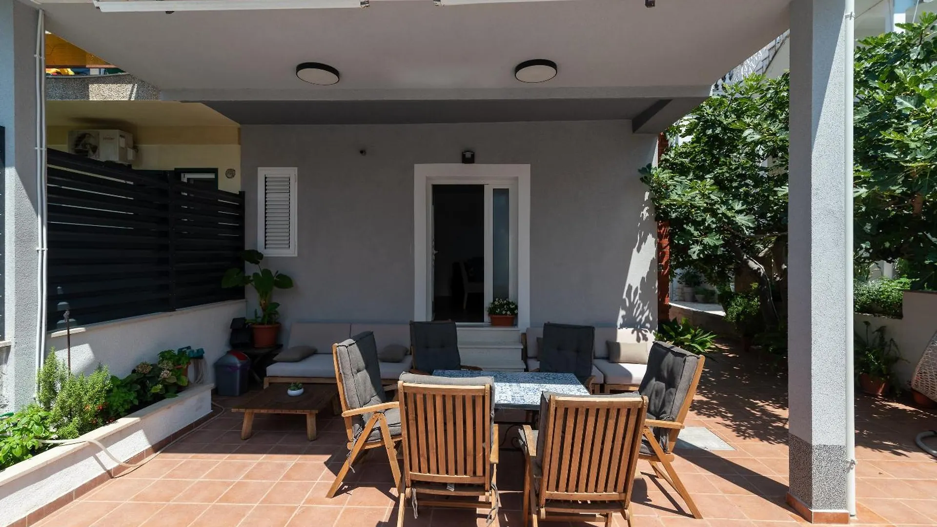 Apartmants Biocic Trogir 0*,  Kroatien